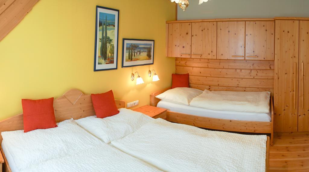 Pension & Reitstall Inghofer Heidenreichstein Esterno foto